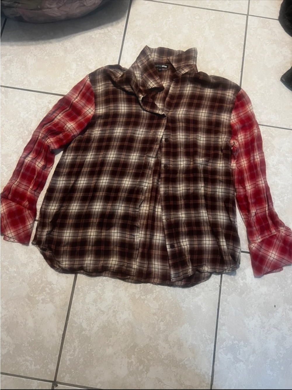 Plaid Button-Up Shirt in Brown and Red
